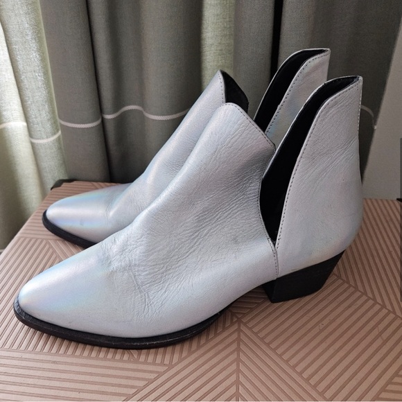 Free People metallic booties - Picture 4 of 16